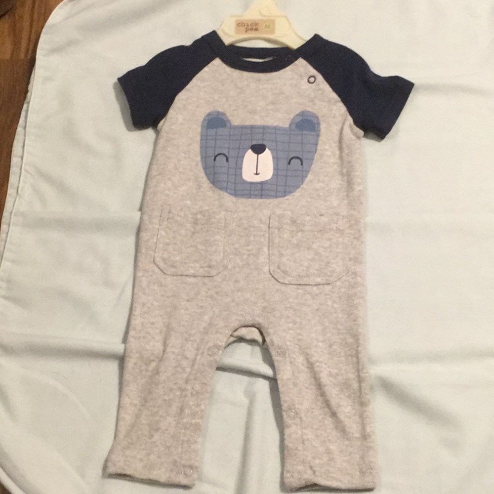 Chick Pea NWOT Onesie 0-3 M